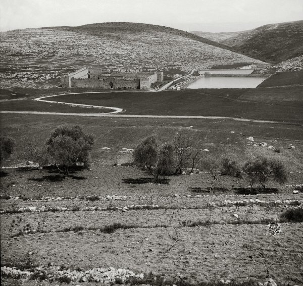 أرطاس / من قرى عرقوب | موسوعة القرى الفلسطينية